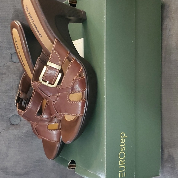 Eurostep Women's Shoes - Picture 2 of 5